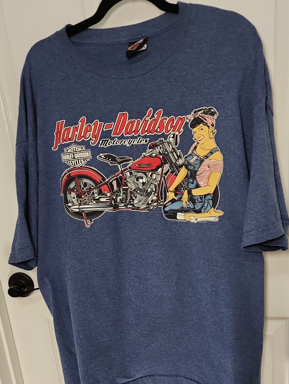 Harley-Davidson Blue Tee with Red Motorcycle and Vintage Pin-Up